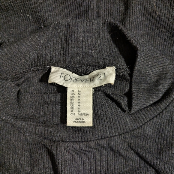 4/$16 ❇️ Forever 21 Black Ribbed Mockneck Mini Dress - Picture 4 of 4